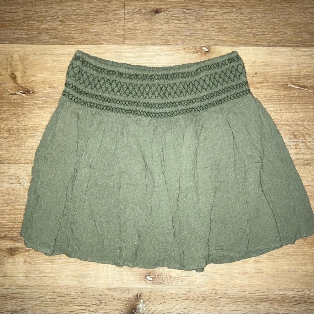 Y2k Abercrombie & Fitch Green Smocked Mini Skirt Women’s Size Small Boho,90’s